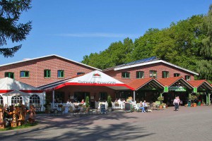 Hofladen und Restaurant mit Terrasse